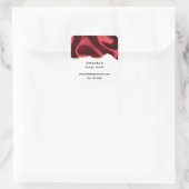 Dark Red Glam Wavy Satin Abstract Design Business Quadratischer Aufkleber (Tasche)