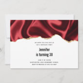 Dark Red Glam Wavy Satin Abstract Design Geburtsta Einladung (Vorderseite)
