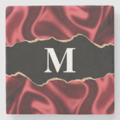 Dark Red Glam Wavy Satin Abstrakt Monogram Steinuntersetzer (Vorderseite)