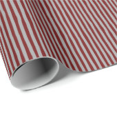 Dark Red & Gray Wonky Stripes Geschenkpapier (Rolleneckpunkt)
