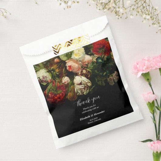 Dark romantic moody elegant floral flowers wedding geschenktütchen (Versiegelt)
