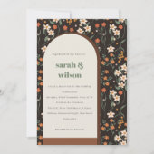 Dark Rust Orange Groovy Retro Arch Floral Wedding Einladung (Vorderseite)