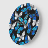 Dark Seamless Pattern with Blue Butterflies Morpho Große Wanduhr (Winkel)