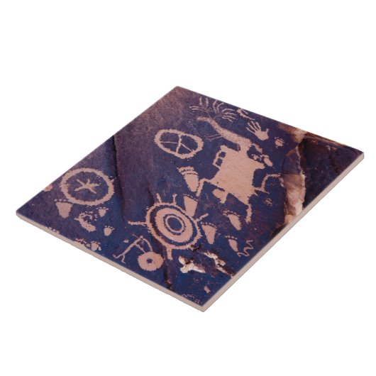 Dark Southwest Petroglyph Fliese (Seite)