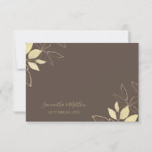 Dark Taupe & Gold Peony Floral Wedding RSVP Card Karte (Rückseite)