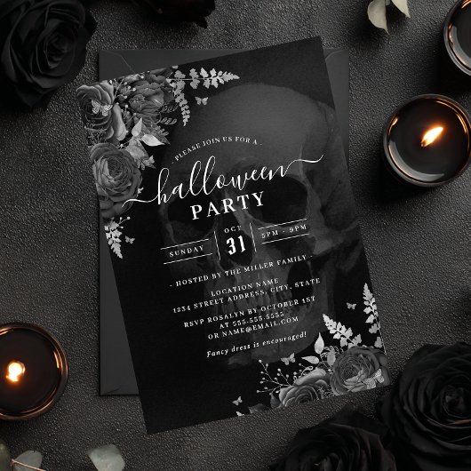 Dark Theme Skull Floral Halloween-Party Einladung