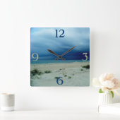 Dark Waters Beach Foto Quadratische Wanduhr (Zuhause)