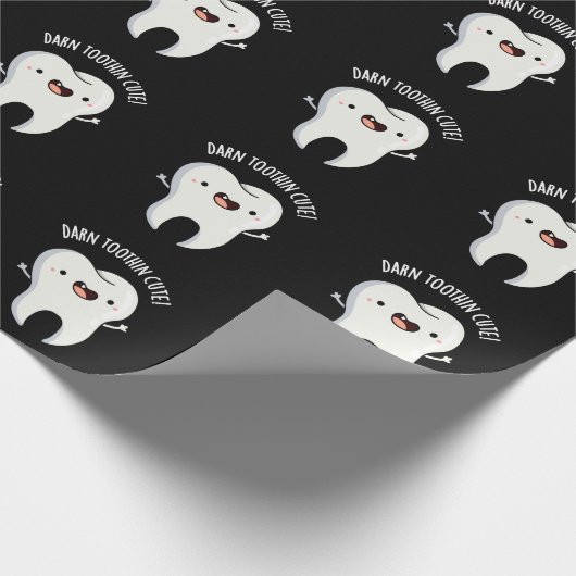 Darn Tooth-in Niedlich Funny Tooth Pun Dark BG Geschenkpapier (Ecke)