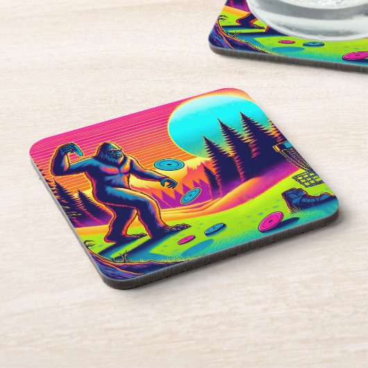 Darn Trees | Bigfoot Disk Golf Spaß Getränkeuntersetzer (Linke Seite)