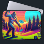 Darn Trees | Bigfoot Disk Golf Spaß Laptopschutzhülle<br><div class="desc">Bigfoot sasqautch spielen Disc Golf und verlieren! Nur ein paar Spaß für Sie,  die im Wald spielen. Farben geben Ihnen Retro-Vibes.</div>