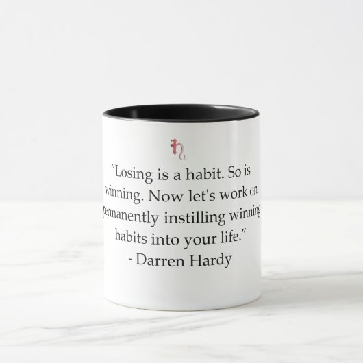 Darren Hardy Tasse (Zentrum)