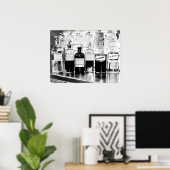 Darstellung apothekarischer Flaschen mit Medikamen Poster (Heimbüro)