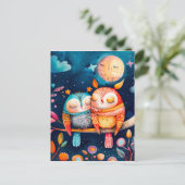 Darstellung der nachts im Wald umarmten Eulen Postkarte (Stehend Vorderseite)