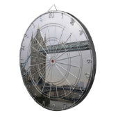 Dart Board mit Tower Bridge über der Themse Dartscheibe (Vorderseite rechts)