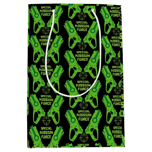 Dart Gun Battle Birthday Mittlere Geschenktüte (Vorderseite)