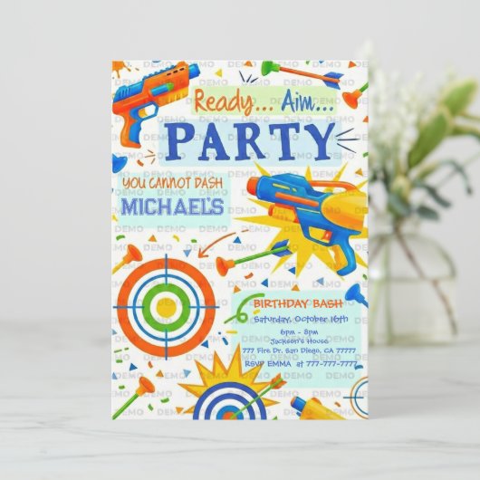 Dart Gun Birthday Invitation Einladung (Stehend Vorderseite)