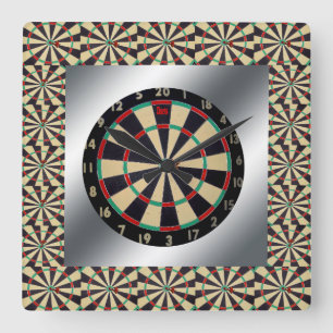Dart in einem Dartboard Gerahmt mit Dartboards, Quadratische Wanduhr