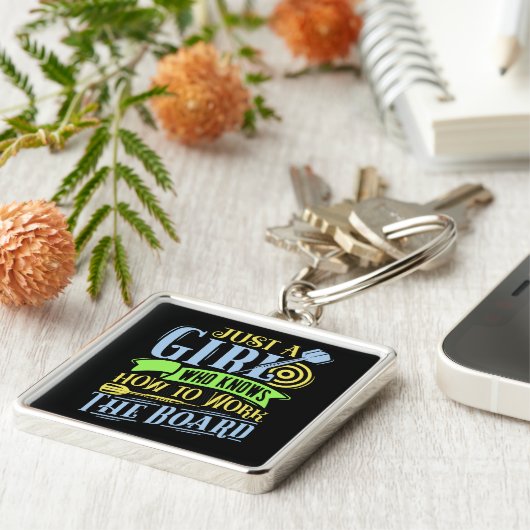 Dart Queen Premium Schlüsselanhänger (Seite)