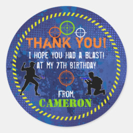 Dart Wars Party Dart Gun Birthday Runder Aufkleber