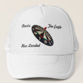 Dartboard-Bullseye mit Darts-Logo, Truckerkappe (Vorderseite)