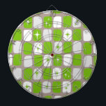 Dartboard der grünen und weißen Sternexplosionen Dartscheibe<br><div class="desc">Dieses Retro Green und White Sternexplosionen Dartboard ist so schön im Weltraum, dass Sie Ihren Enthusiasmus nicht eindämmen können. Und warum will du? Dieses moderne, inspirierte Design aus den 60er Jahren des 20. Jahrhunderts besticht durch einen dunkelhedergrauen Hintergrund und Reihen vollkommen unperfekter Rechtecke in fröhlich-grün, weiß und taubengrau. Weiß und...</div>