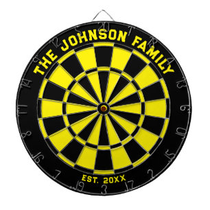 Dartboard der schwarzen und gelben Familie mit Dar Dartscheibe