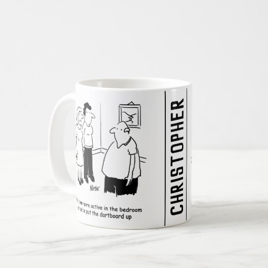 Dartboard im Schlafzimmer. Funny Cartoon Kaffeetasse (Vorderseite Links)