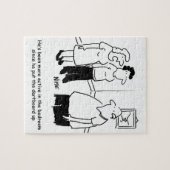 Dartboard im Schlafzimmer. Funny Cartoon Puzzle (Horizontal)