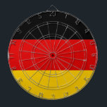 Dartboard mit der Flagge Deutschlands Dartscheibe<br><div class="desc">Fügen Sie Ihrem Spielzimmer eine Touch deutschen Stolzes mit unserem exklusiven Dartboard mit der Flagge Deutschlands hinzu! Dieses mit viel Liebe zum Detail gestaltete Dartboard ist mehr als nur ein funktionaler Bestandteil, es ist ein Fest des reichen Erbes und der kulturellen Identität Deutschlands. Das lebendige Design zeigt deutlich die ikonische...</div>
