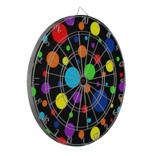 Dartboard mit schwarzem Regenbogen Dartscheibe (Vorderseite Links)