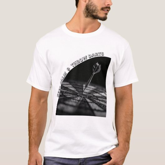 Dartdesign als Minimum-Schwarz-Weiß-Ziel T-Shirt (Vorderseite)