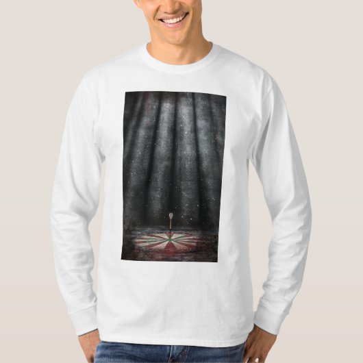 Dartdesign, zentriert unter himmlischen Licht T-Shirt (Vorderseite)