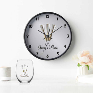 Darts Design Silver Texted Uhr
