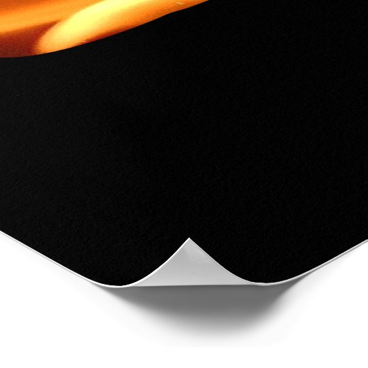 Darts mit goldenem Dart in Flammen mit stilvollem Poster (Ecke)