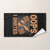 Darts - Oops I Dark Handtuch (Handtuch)