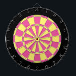 Dartscheibe: Rosa, hellgelb und Schwarzes Dartscheibe<br><div class="desc">Rosa,  hellgelbes und Schwarzes farbiges Dartscheibe-Spiel einschließlich 6 Messingpfeile</div>