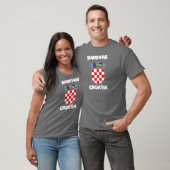 Daruvar, Kroatien mit Wappen T-Shirt (Unisex)
