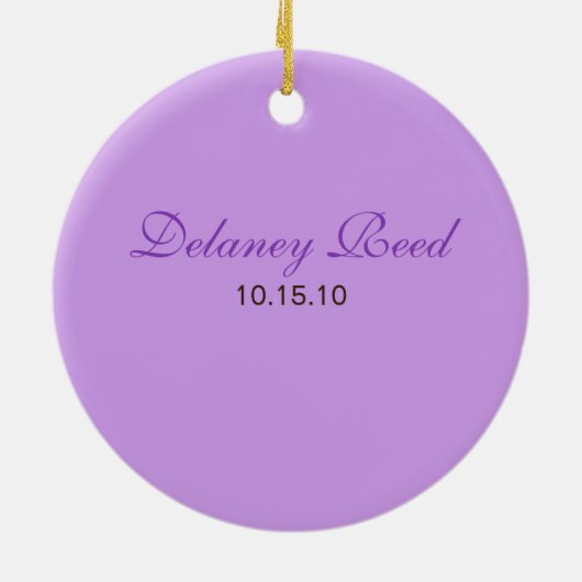 Das 1. Weihnachten des Babys - Band (Lavendel) Keramikornament (Hinten)