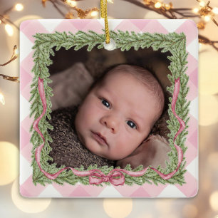 Das 1. Weihnachtsrosa Gingham-Foto Keramikornament