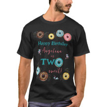 Das 2. Geburtstags-T-Shirt.