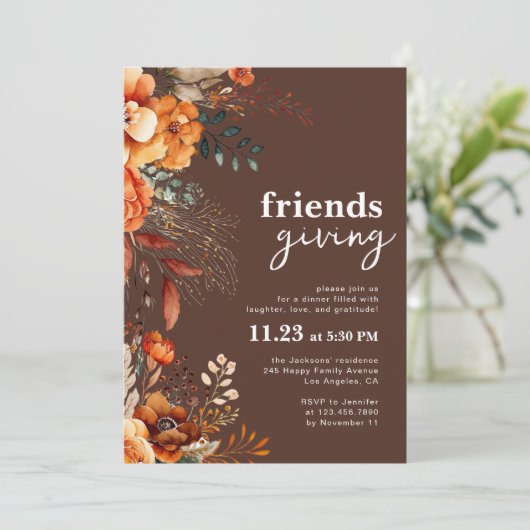 Das Abendessen wird in Blumenbraun serviert Einladung (Stehend Vorderseite)