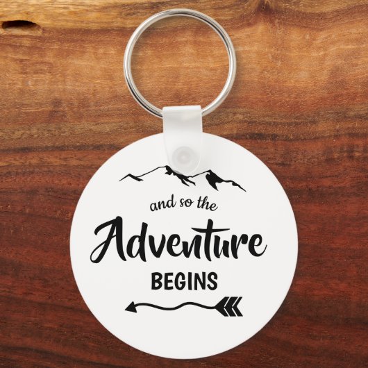 Das Abenteuer beginnt in Trendy Schlüsselanhänger (Vorderseite)