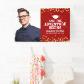 Das Abenteuer beginnt mit dem Red Gold Grad Party  Banner (Insitu)