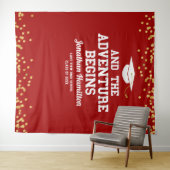 Das Abenteuer fängt im Hintergrund des Red Gold Gr Wandteppich (Beispiel (Horizontal))