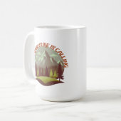 Das Abenteuer ruft. Monutain und Wald Kaffeetasse (Vorderseite Links)