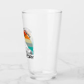 Das Absteigen ist ein obligatorisches Bergsteigen Glas (Links)