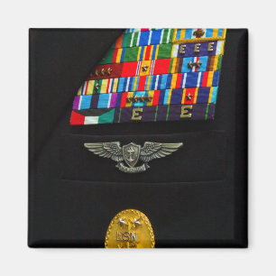 Das Abzeichen des Befehlshabers Magnet