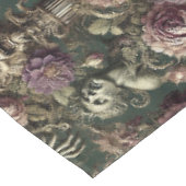 Das After Hours Reliquiar – Gothic Large Pattern Tischdecke (Schrägansicht)
