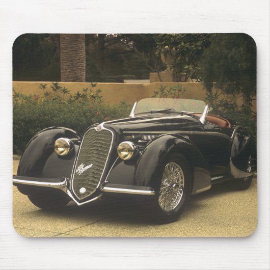 Das Alfa Romeo 8C 2900B ist und sehr ein sehr Mousepad (Vorne)