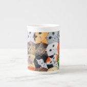 Das alien unter uns Knochen-China-Tasse Porzellantasse (Vorderseite)